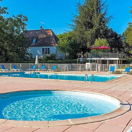 ホテル Vvf Dordogne Lot マルテル