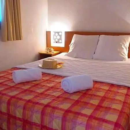 Vvf Dordogne Lot 3*
